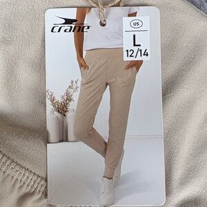 NWT Crane Cream Joggers Size Large